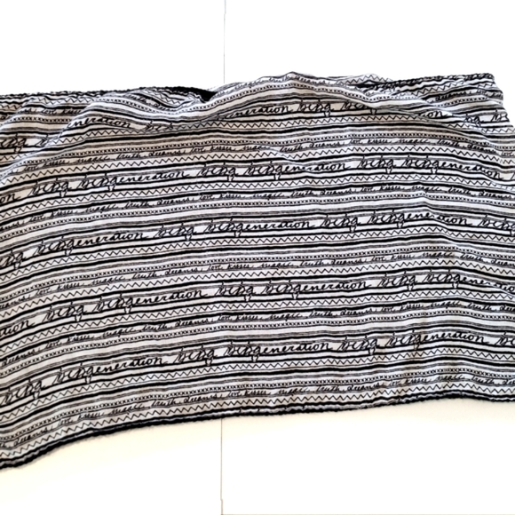 BCBGeneration black knit infinity scarf - Picture 4 of 6